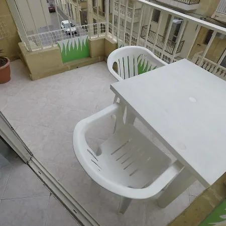 Holiday In Gozo Apartment Marsalforn